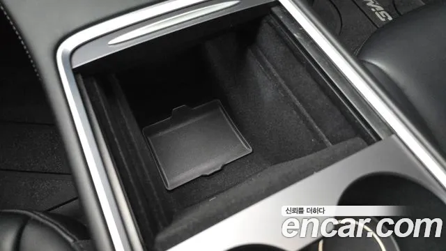 Tesla Model 3 2021 thumb 12