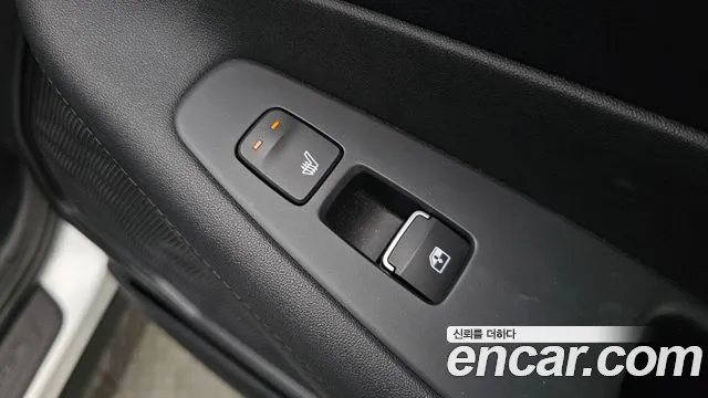 Hyundai Santa Fe 2022 thumb 4