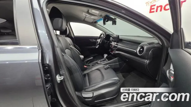 Kia K3 2020 thumb 10