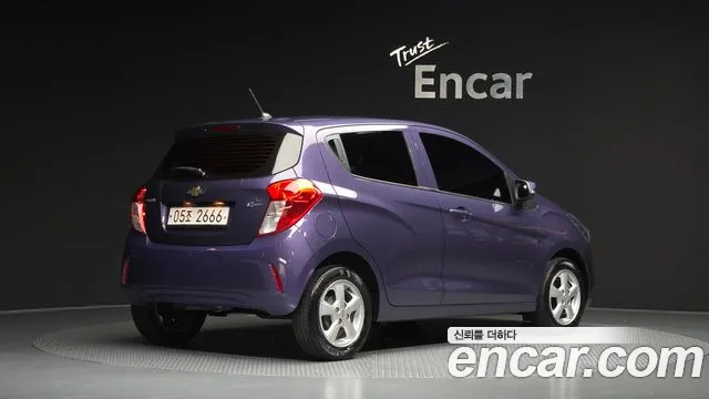Chevrolet Spark 2017 thumb 2