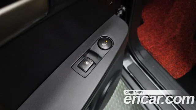 KG_Mobility_Ssangyong KORANDO 2013 thumb 9