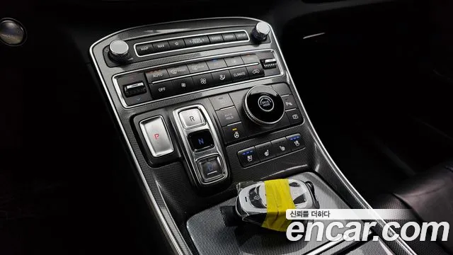 Hyundai Santa Fe 2022 thumb 9