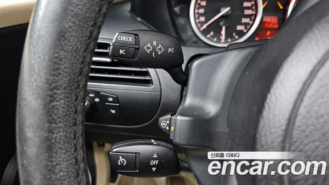 BMW 6-Series 2008 thumb 10