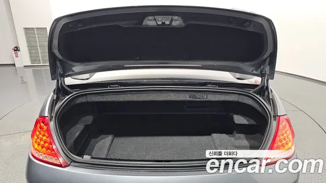 BMW 6-Series 2008 thumb 6