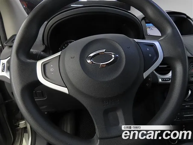 Renault QM5 2014 thumb 8