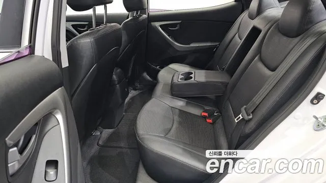 Hyundai Avante 2015 thumb 11
