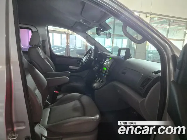 Hyundai Starex 2014 thumb 11