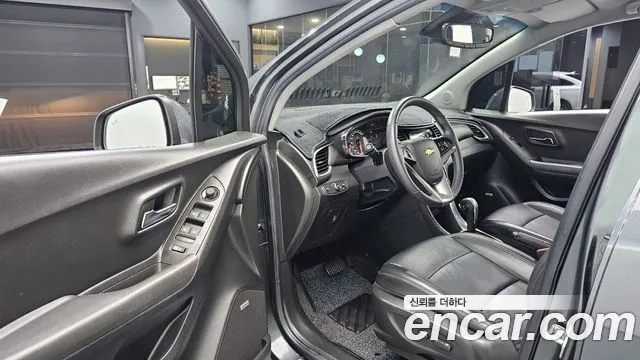 Chevrolet Tracker 2017 thumb 8