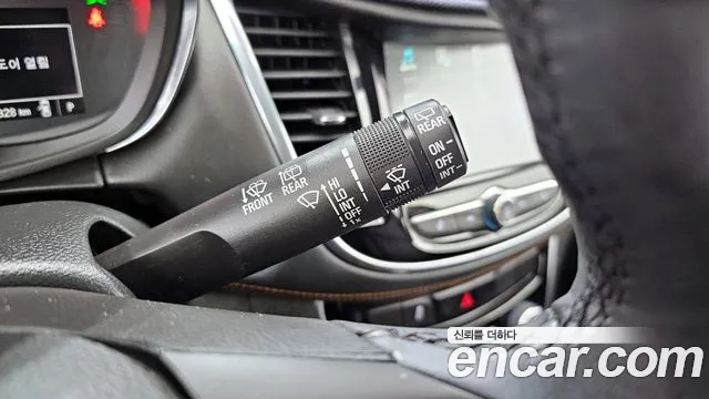 Chevrolet Tracker 2017 thumb 4