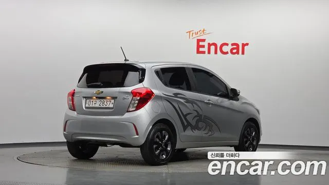 Chevrolet Spark 2018 thumb 2