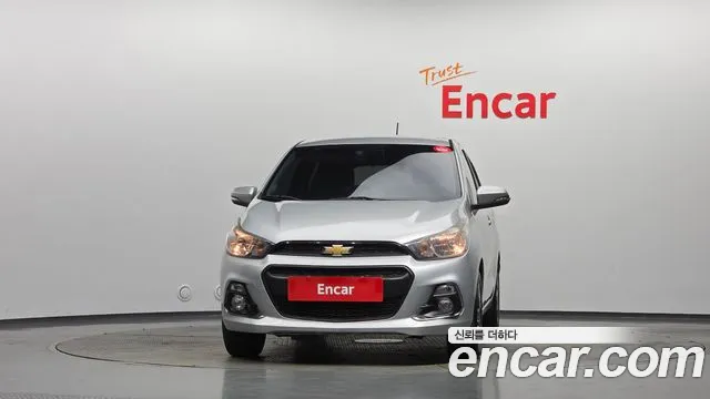 Chevrolet Spark 2018 thumb 3