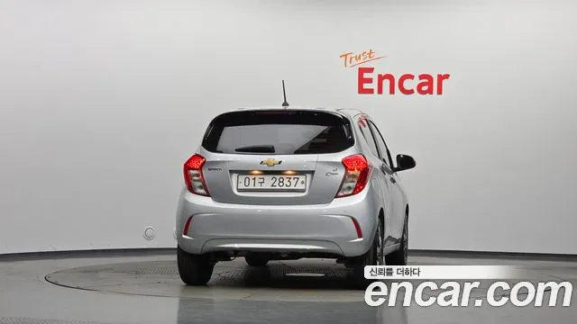 Chevrolet Spark 2018 thumb 4