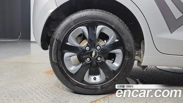 Chevrolet Spark 2018 thumb 5