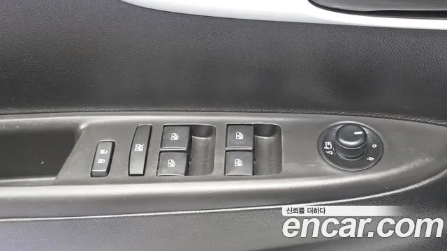 Chevrolet Spark 2018 thumb 12