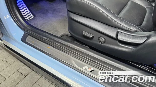 Hyundai Veloster 2019 thumb 9