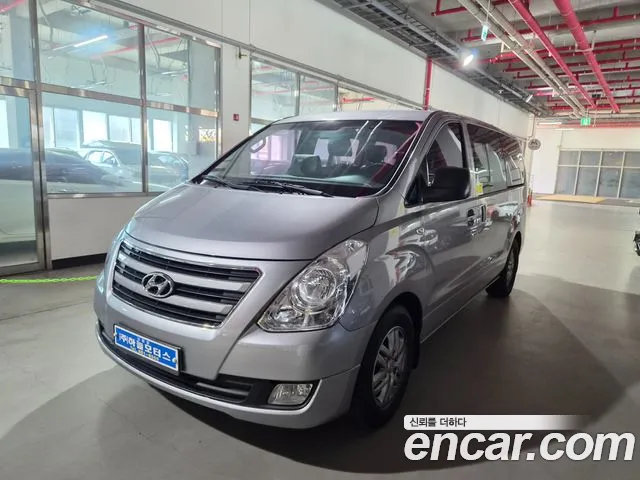 Hyundai Starex 2016 thumb 2