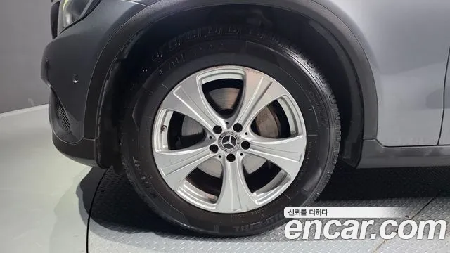 Mercedes-Benz GLC 2018 thumb 4