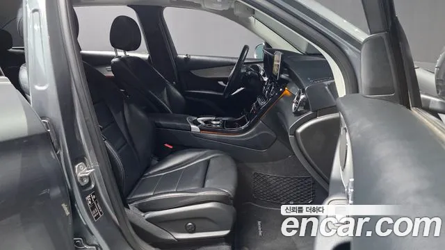 Mercedes-Benz GLC 2018 thumb 3