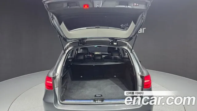 Mercedes-Benz GLC 2018 thumb 11