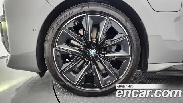 BMW 7 серии 2025 thumb 5