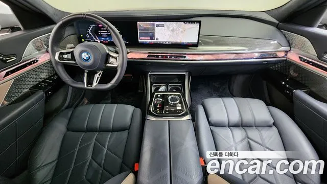 BMW 7 серии 2025 thumb 7