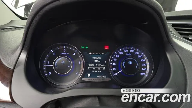 Hyundai Grandeur 2014 thumb 6