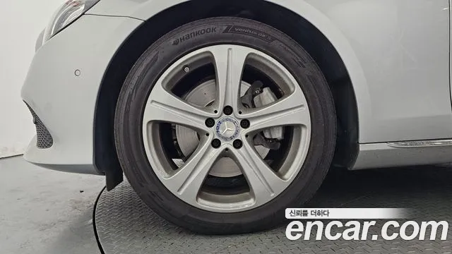 Mercedes-Benz E-Класс 2017 thumb 5
