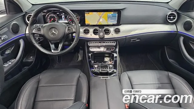 Mercedes-Benz E-Класс 2017 thumb 7