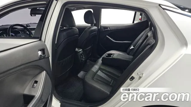 Kia K5 2013 thumb 11
