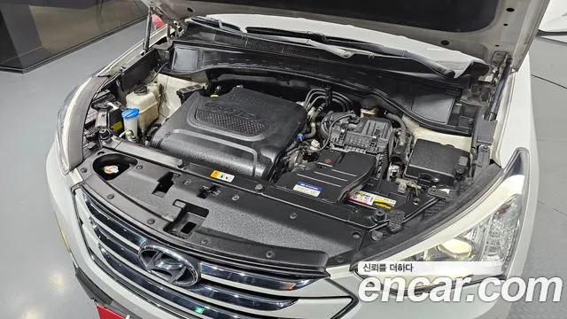 Hyundai Santa Fe 2013 thumb 6