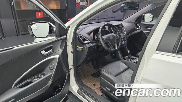 Hyundai Santa Fe 2013 thumb 10