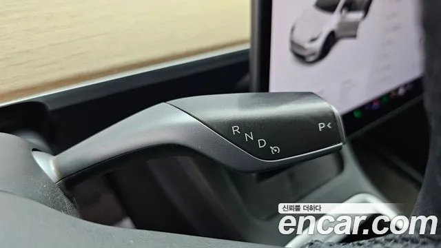Tesla Model Y 2021 thumb 9