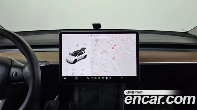 Tesla Model Y 2021 thumb 12