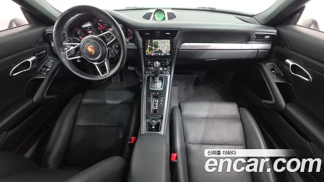 Porsche 911 2019 thumb 7