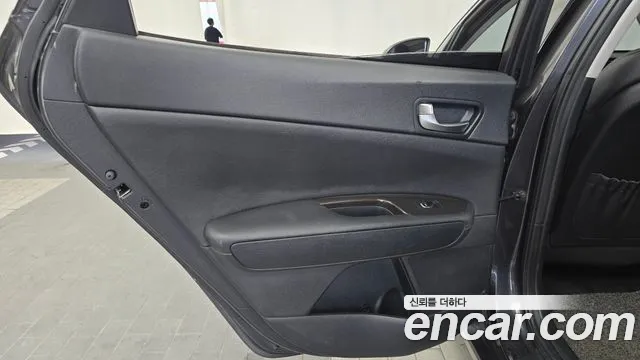 Kia K5 2018 thumb 8