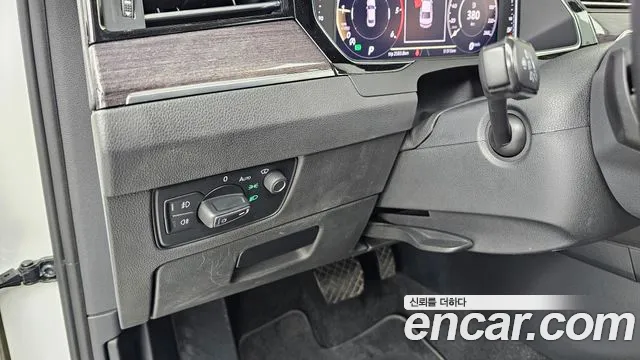 Volkswagen Passat (North America and China) 2021 thumb 5