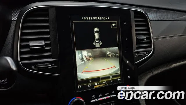 Renault Megane 2017 thumb 9