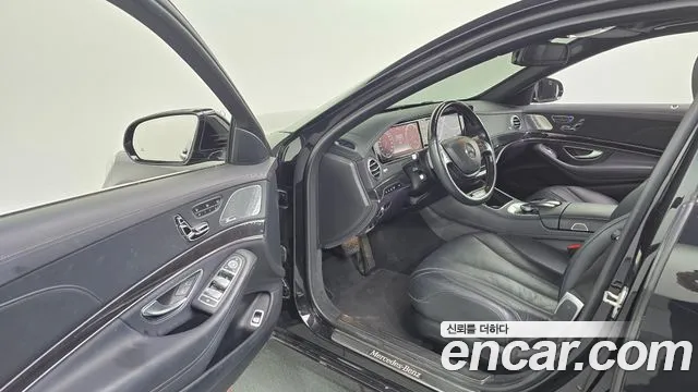 Mercedes-Benz S-Класс 2016 thumb 10