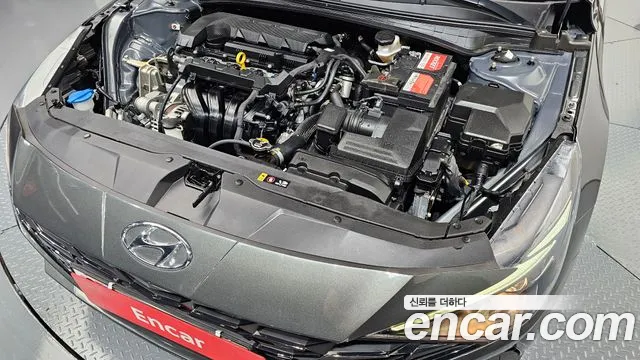 Hyundai Avante 2022 thumb 2