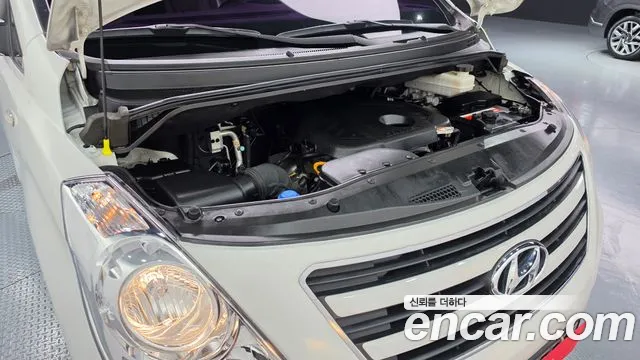 Hyundai Starex 2017 thumb 8