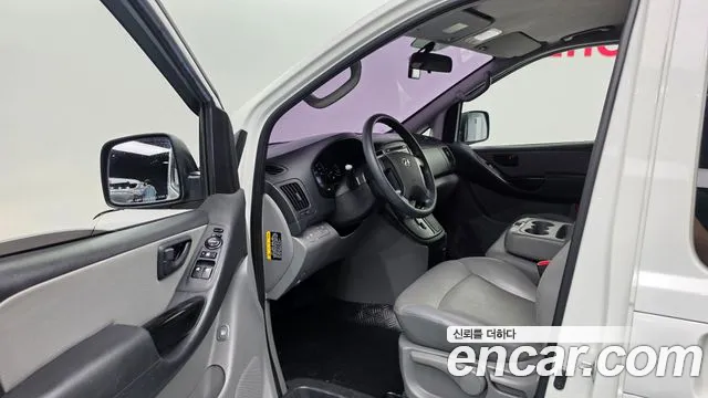 Hyundai Starex 2017 thumb 5