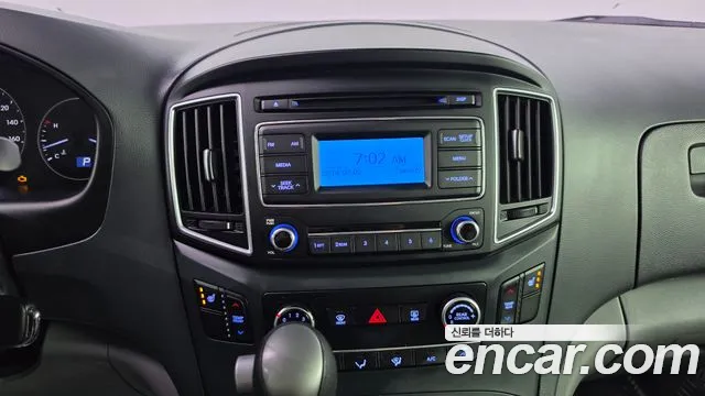 Hyundai Starex 2017 thumb 11