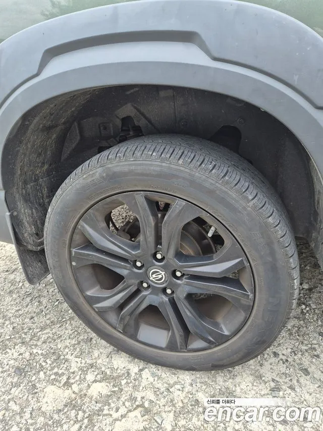 KG_Mobility_Ssangyong Rexton 2022 thumb 9