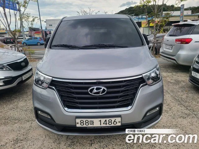 Hyundai Starex 2020 thumb 10