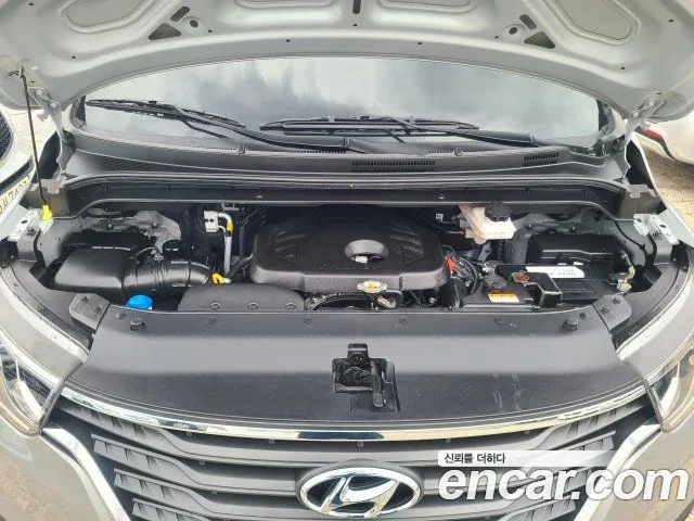 Hyundai Starex 2020 thumb 8