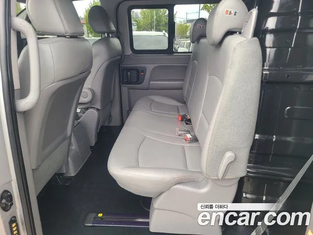 Hyundai Starex 2020 thumb 3
