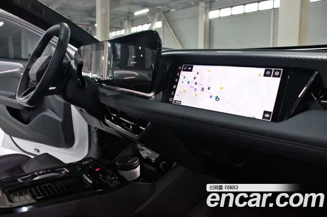 Audi A6 e-tron 2025 thumb 7