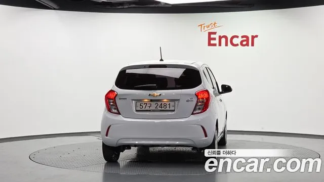 Chevrolet Spark 2017 thumb 4