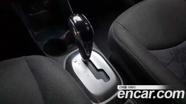 Chevrolet Spark 2017 thumb 9