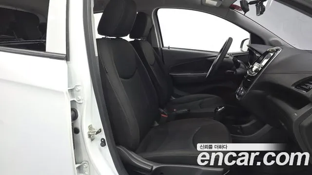 Chevrolet Spark 2017 thumb 11